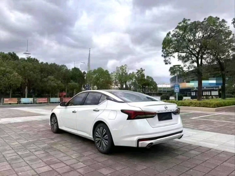 福州23年日产天籁5