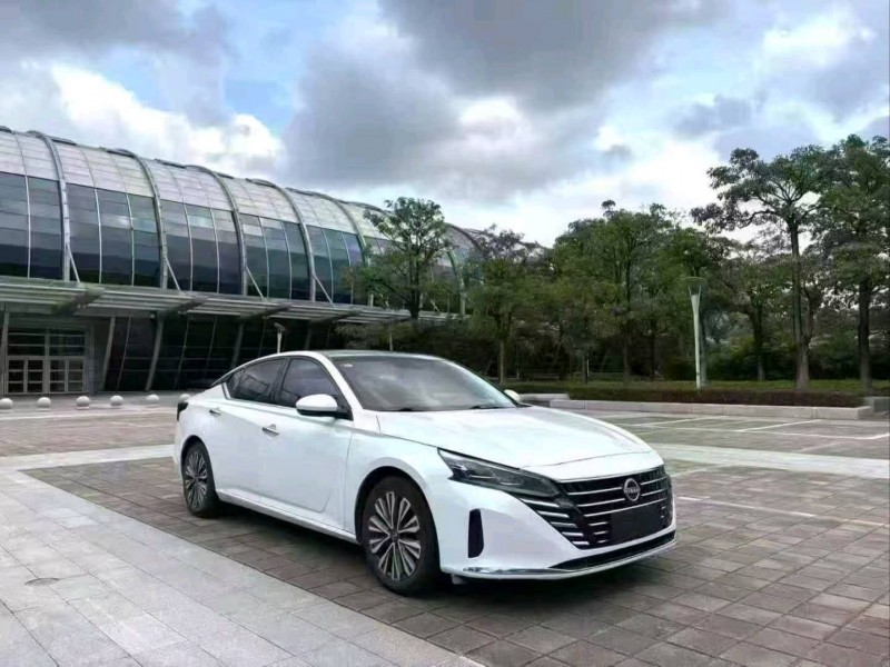 福州23年日产天籁6