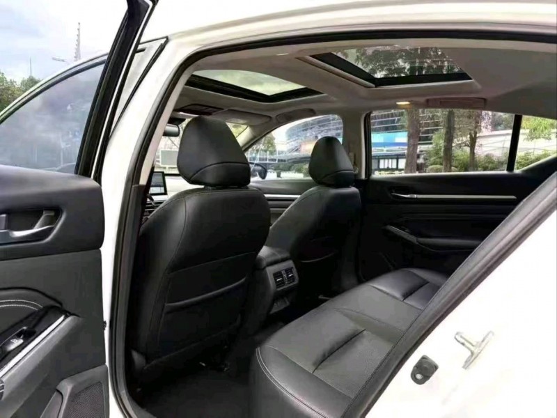 福州23年日产天籁9