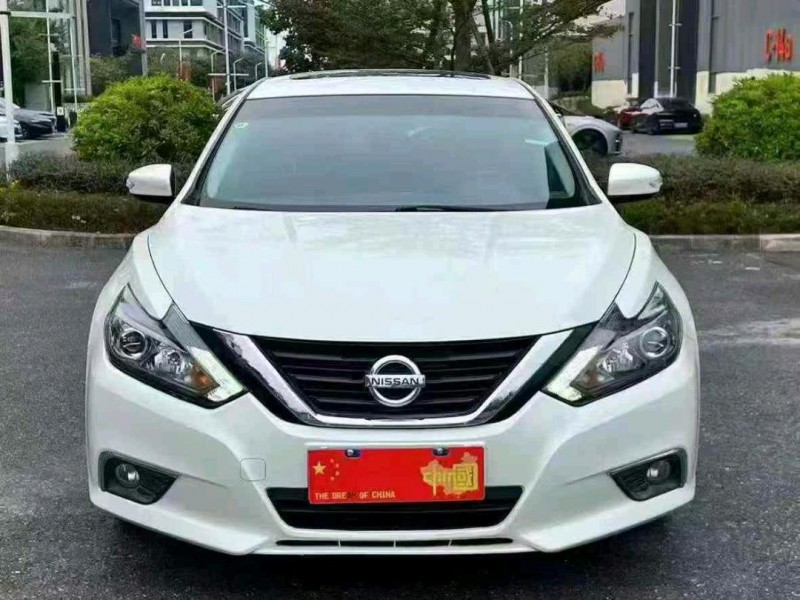 广州18年日产天籁1