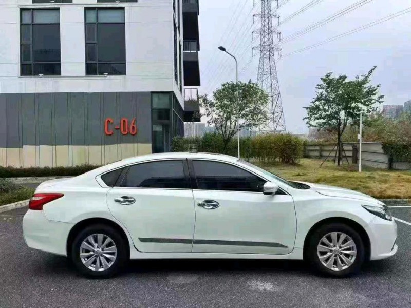 广州18年日产天籁6