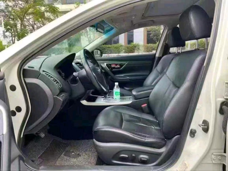 广州18年日产天籁9