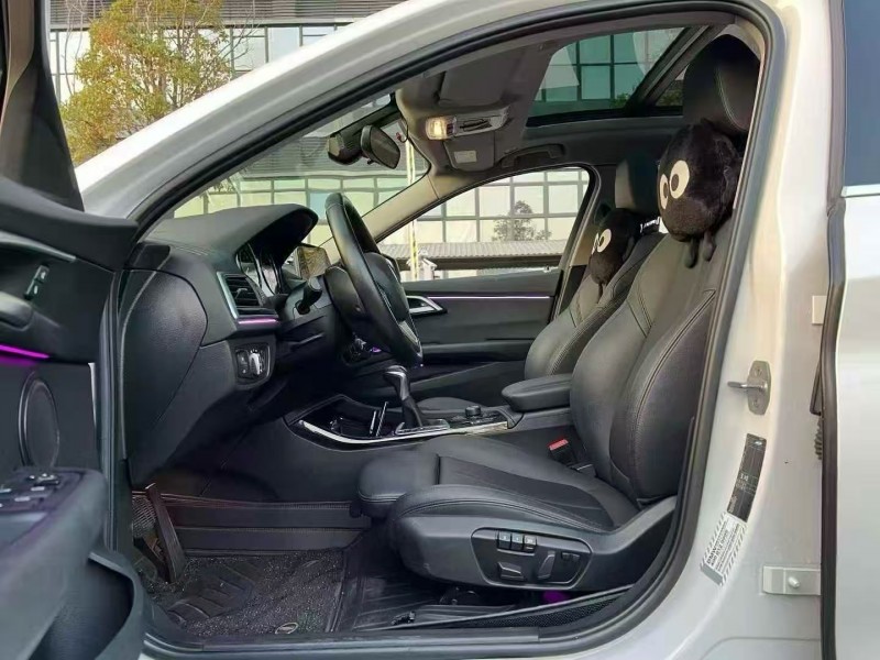 东莞19年宝马1系6