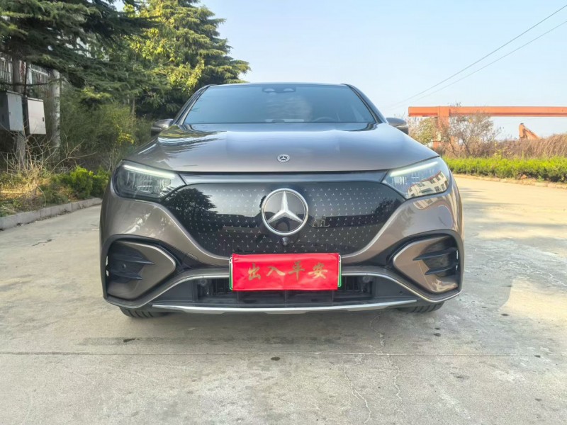 烟台23年奔驰EQE1
