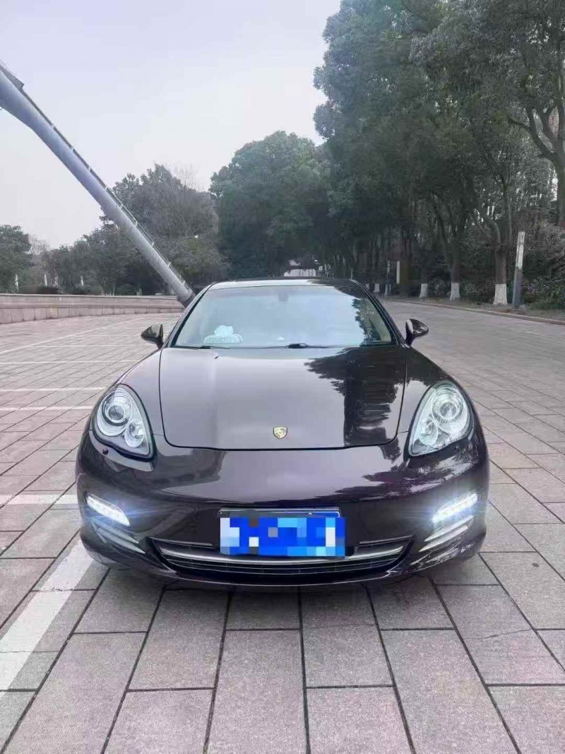 淮安13年保时捷帕拉梅拉1