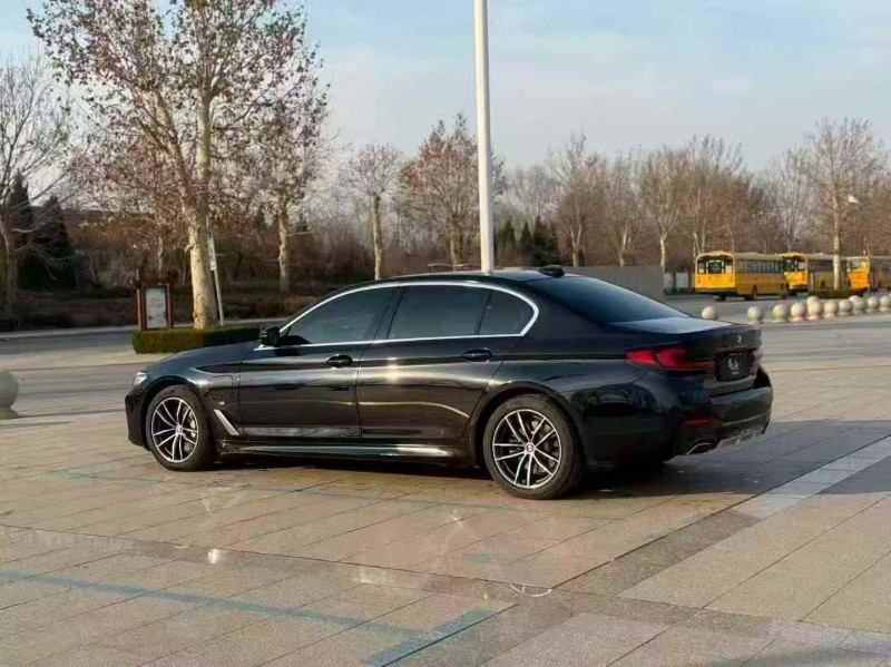 淄博21年宝马5系8