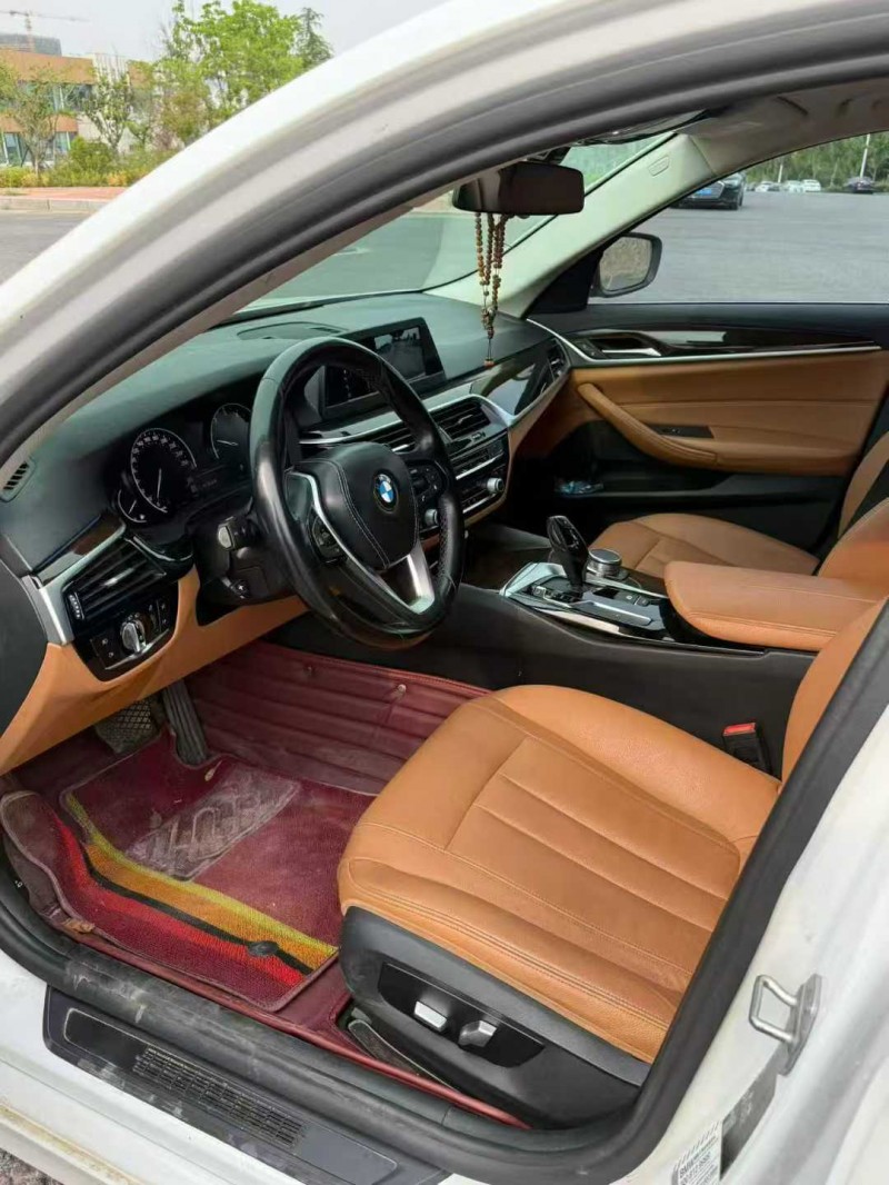 济宁18年宝马5系7