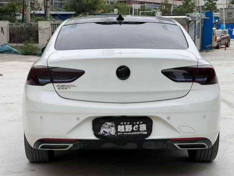 郑州23年别克君威8