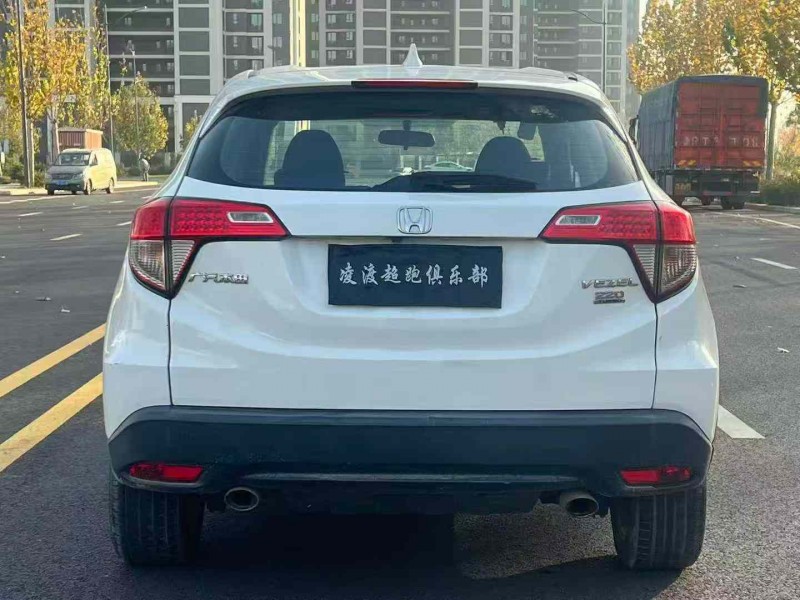 郑州21年本田缤智8