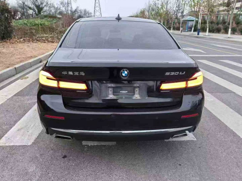 萍乡21年宝马5系9