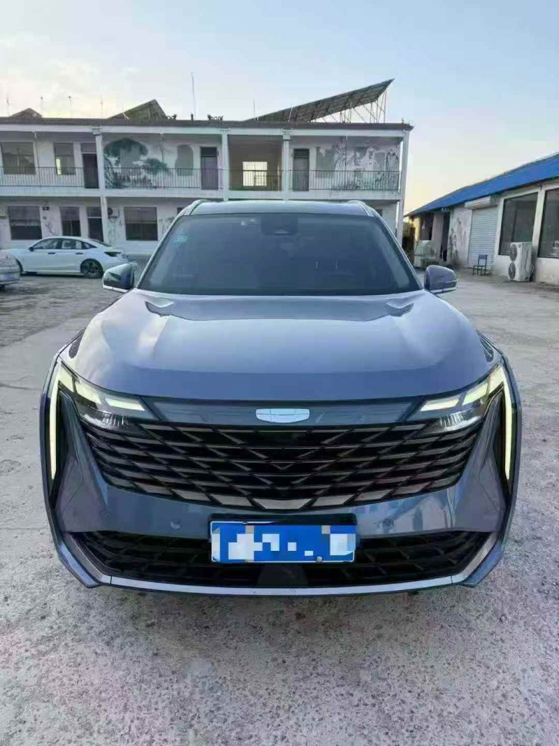 青島23年吉利博越1