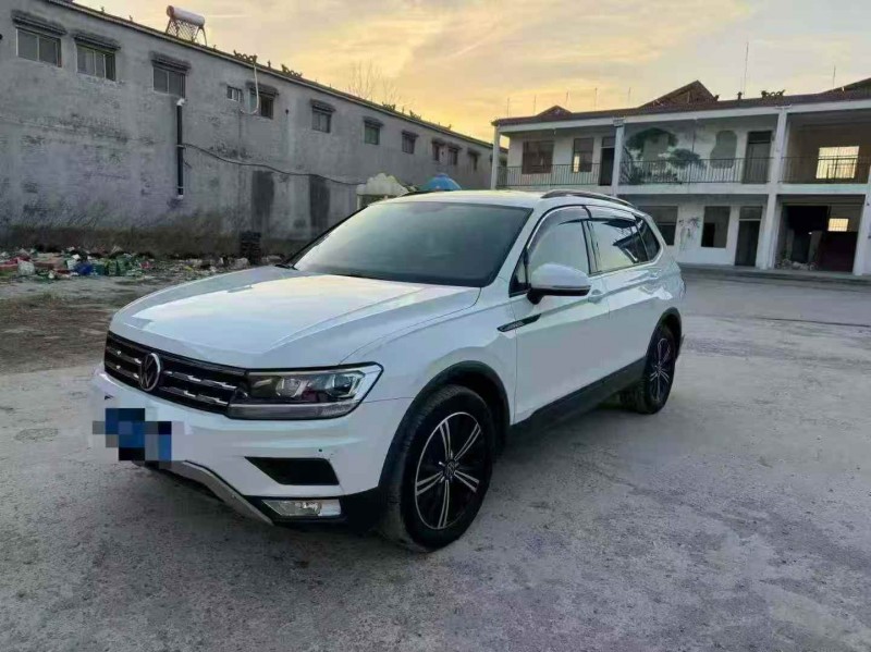 青岛21年大众途观3