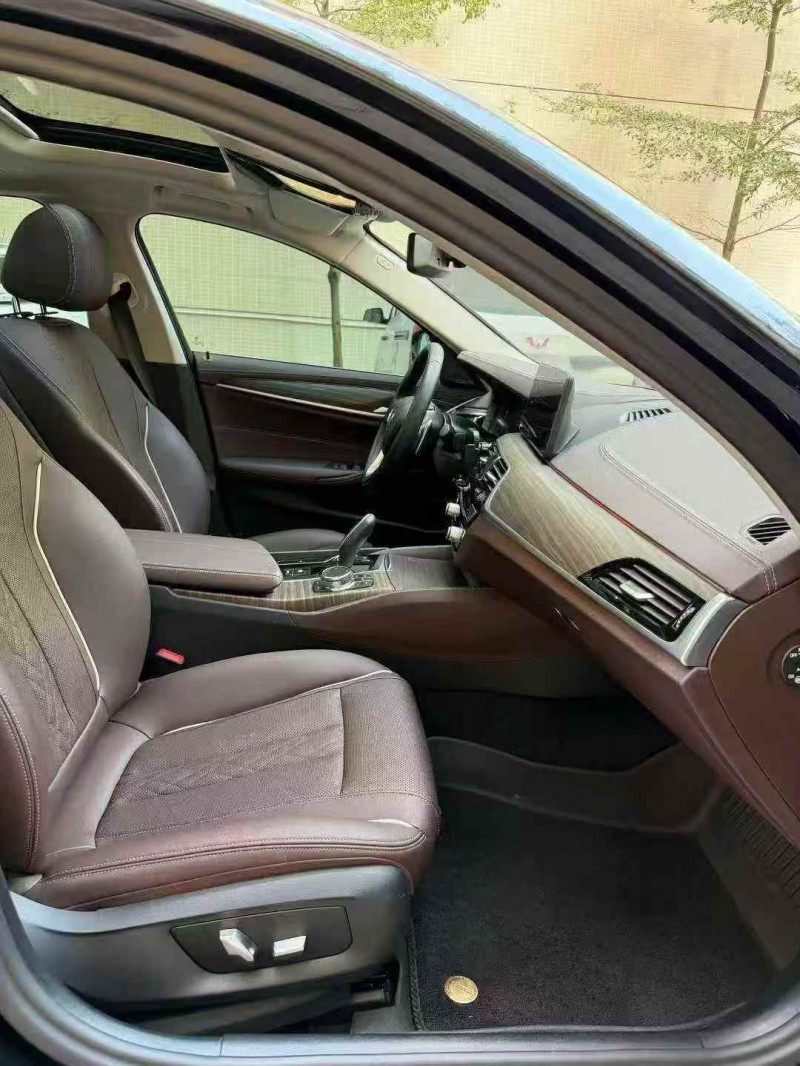 深圳23年宝马5系4