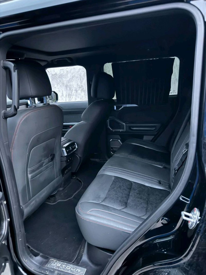 紹興24年奇瑞捷途5