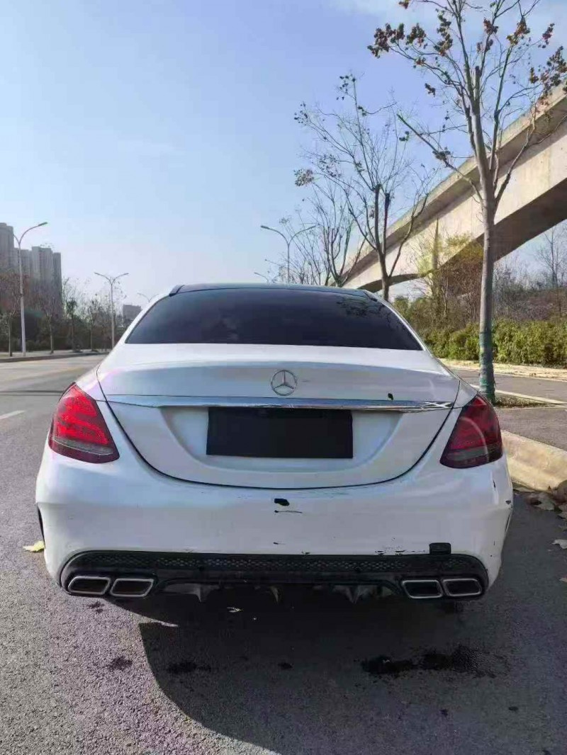 宜昌15年奔驰C8