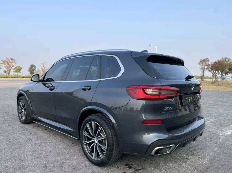 盐城19年宝马X58