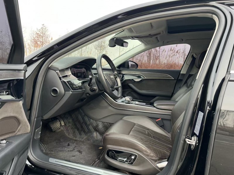 盐城20年奥迪A8L5