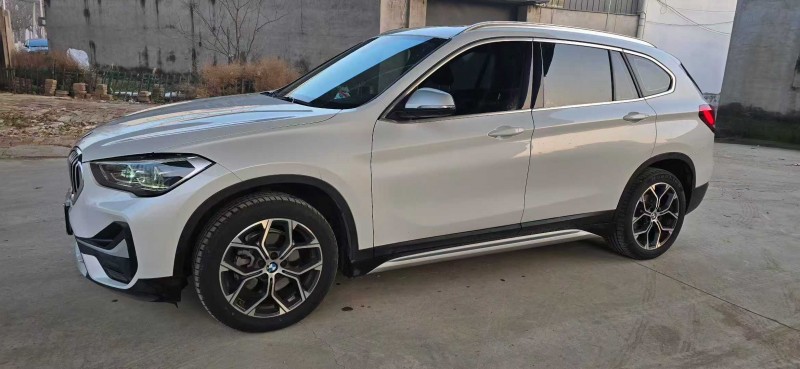 保定22年宝马X12