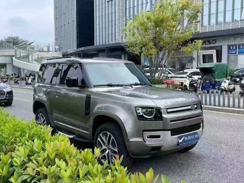 深圳22年路虎卫士2