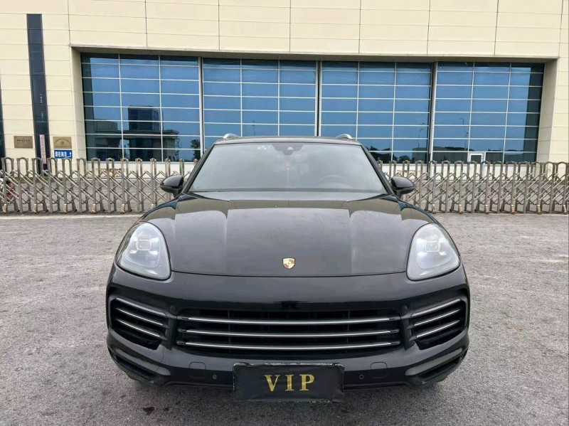 无锡18年保时捷卡宴1