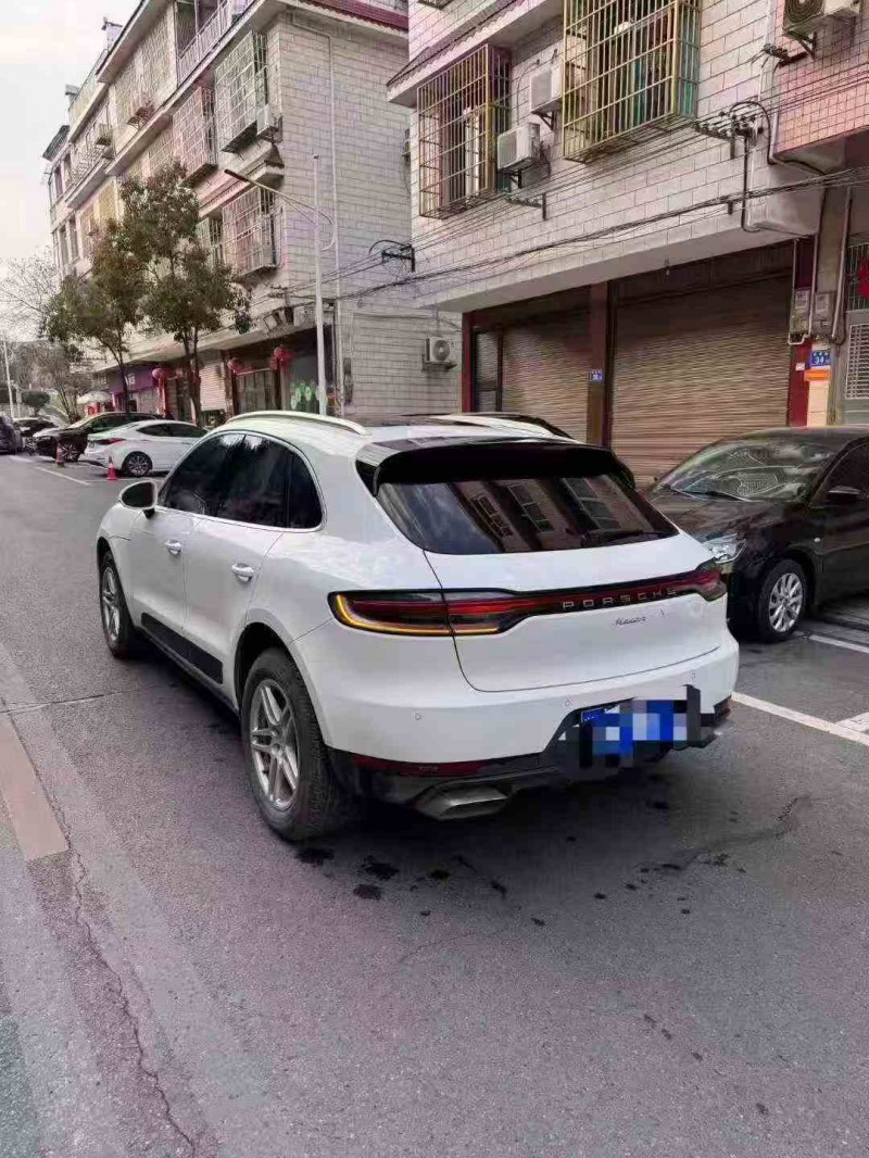 张家界20年保时捷Macan8