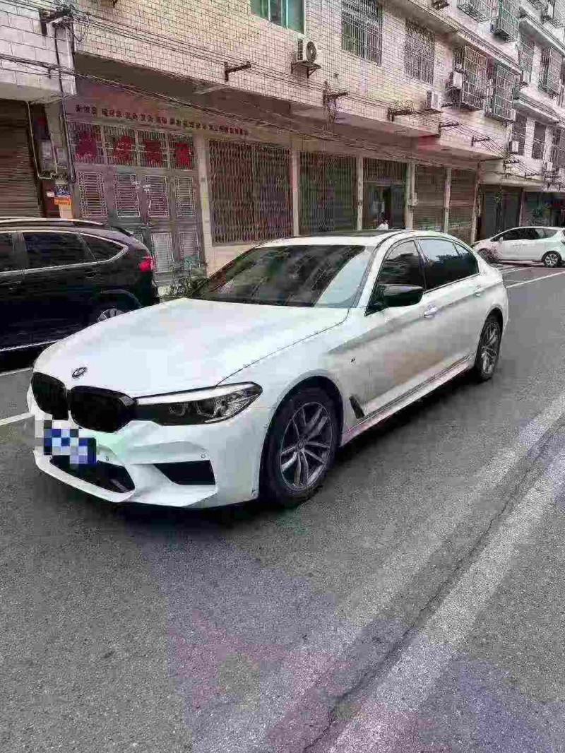 长沙19年宝马5系3