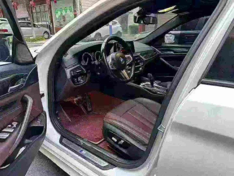 长沙19年宝马5系4