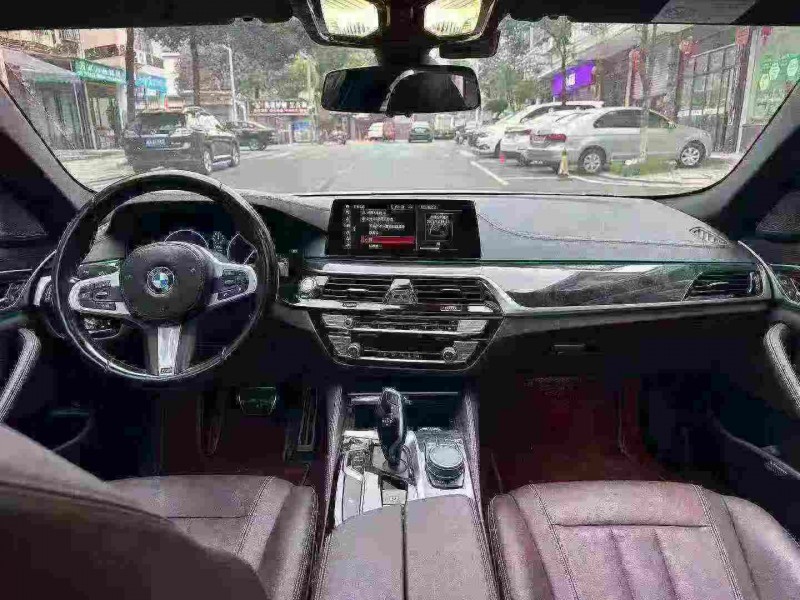 长沙19年宝马5系5