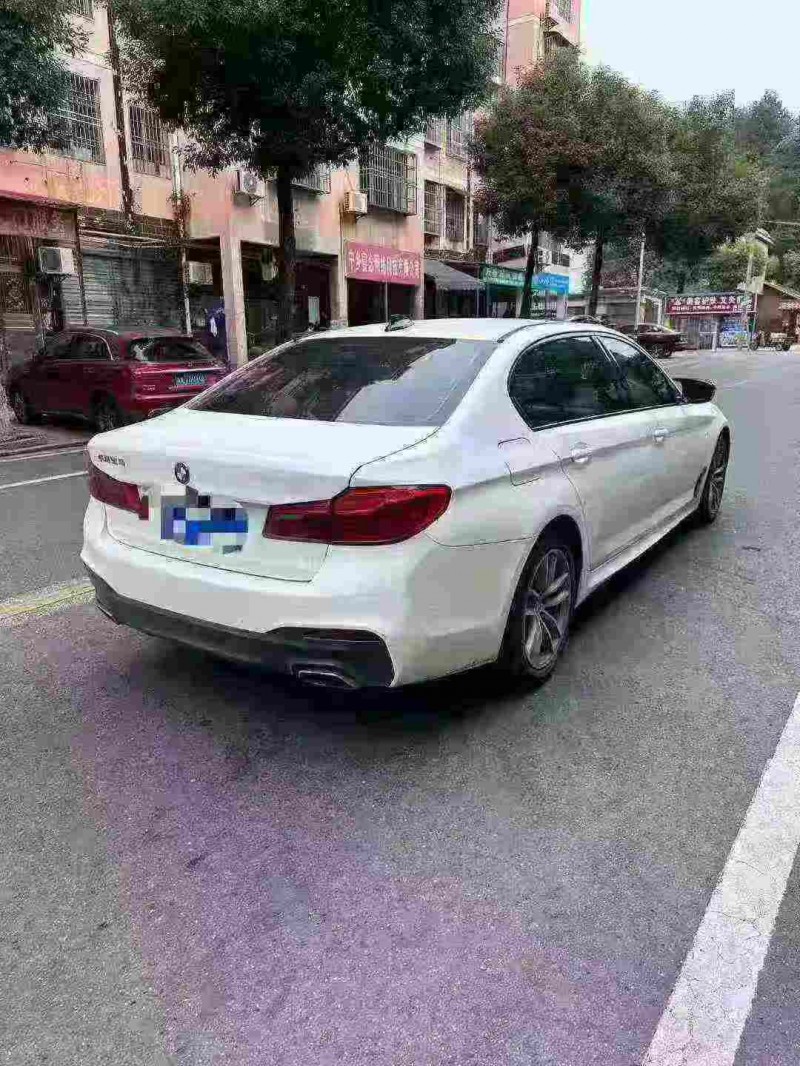 长沙19年宝马5系9