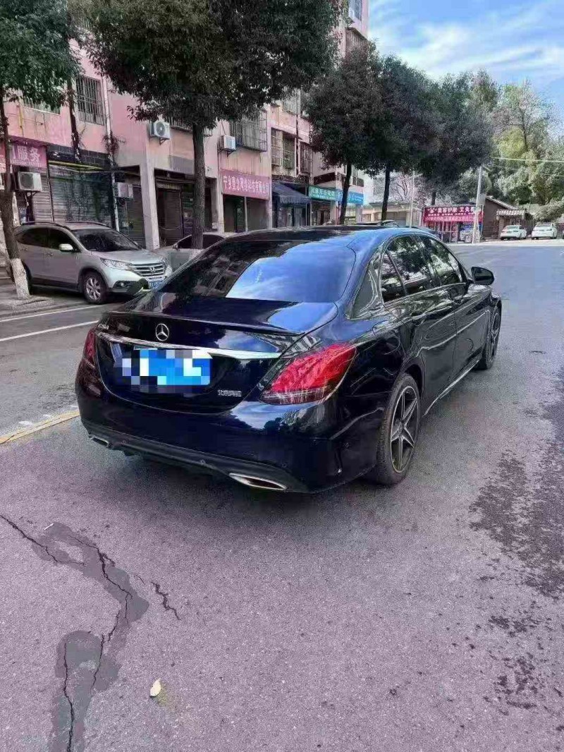 张家界20年奔驰C7