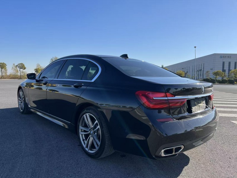 盐城18年宝马7系8