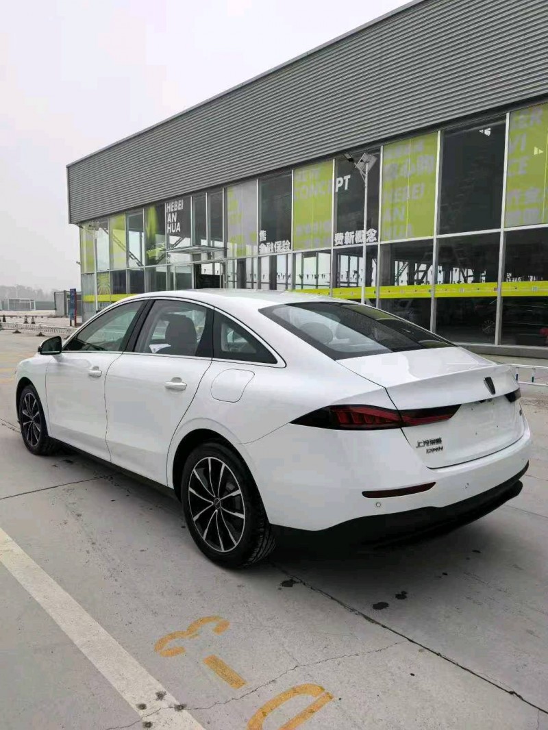 保定25年荣威D74