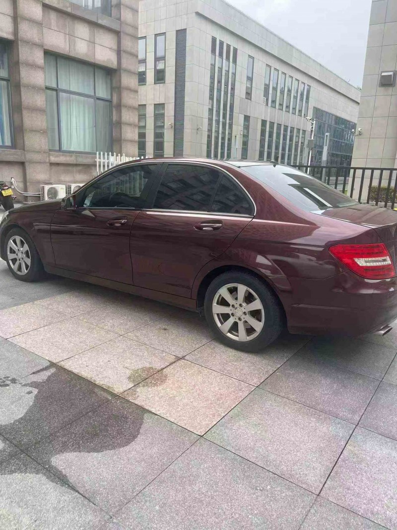 济宁13年奔驰C8