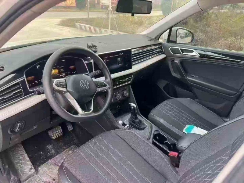 枣庄22年大众途观5