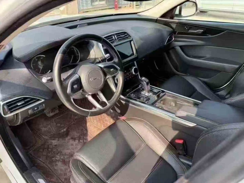 济宁23年捷豹XEL4