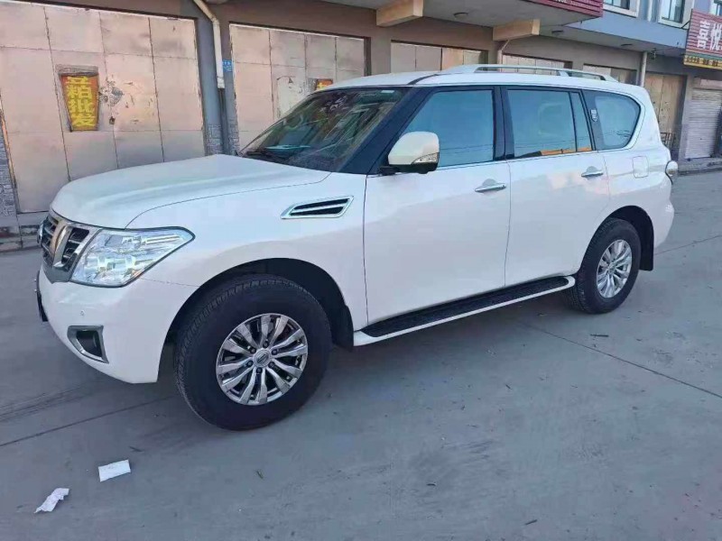 保定19年日产途乐3