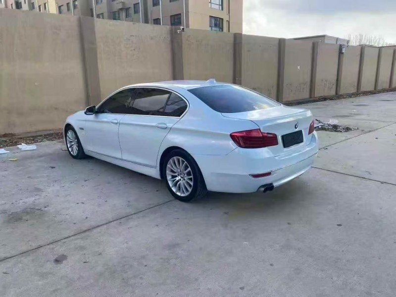 青岛17年宝马5系8