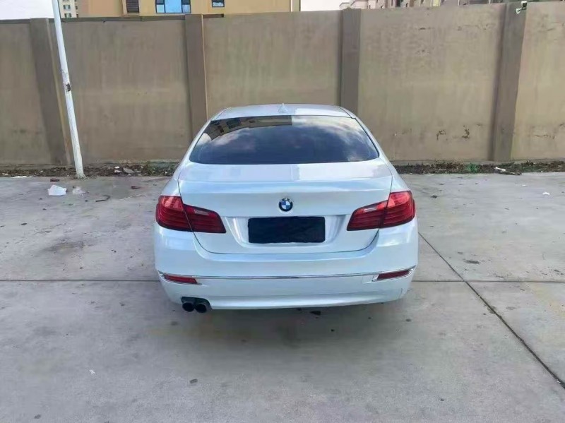 青岛17年宝马5系9