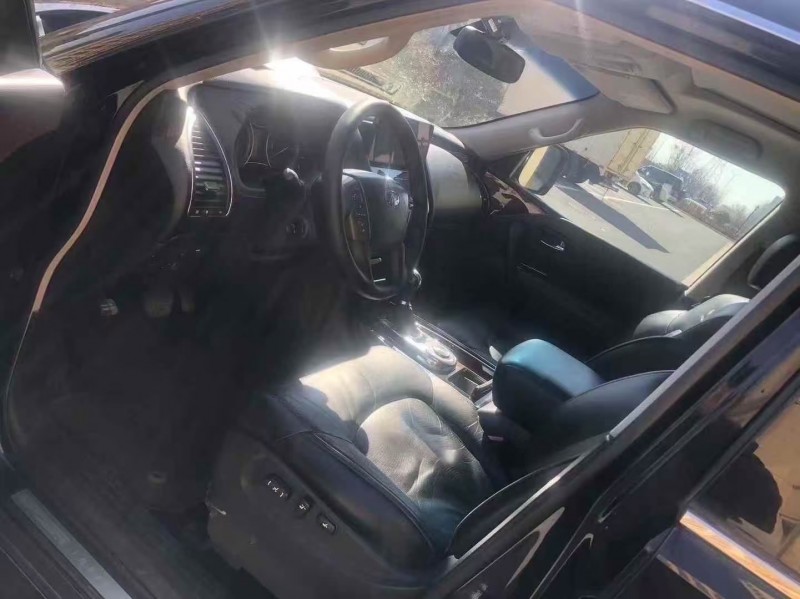 青岛14年英菲尼迪QX564