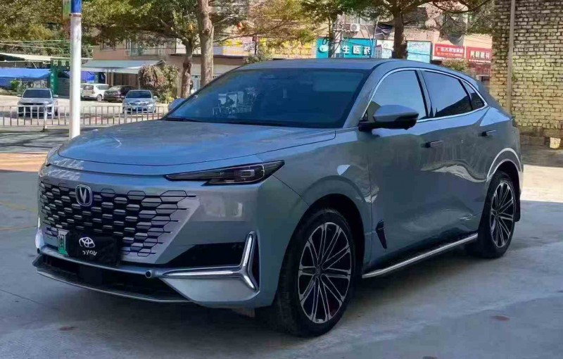 龙岩22年长安汽车UNI2