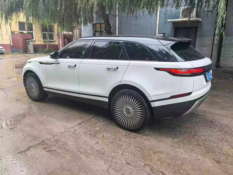 保定20年路虎揽胜星脉8