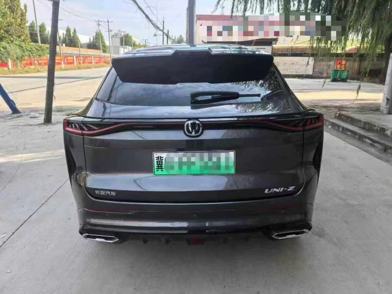 保定25年长安汽车UNI9