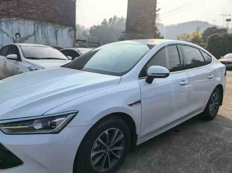 衡阳24年比亚迪秦3