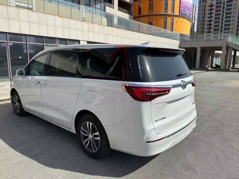 青岛25年别克GL87