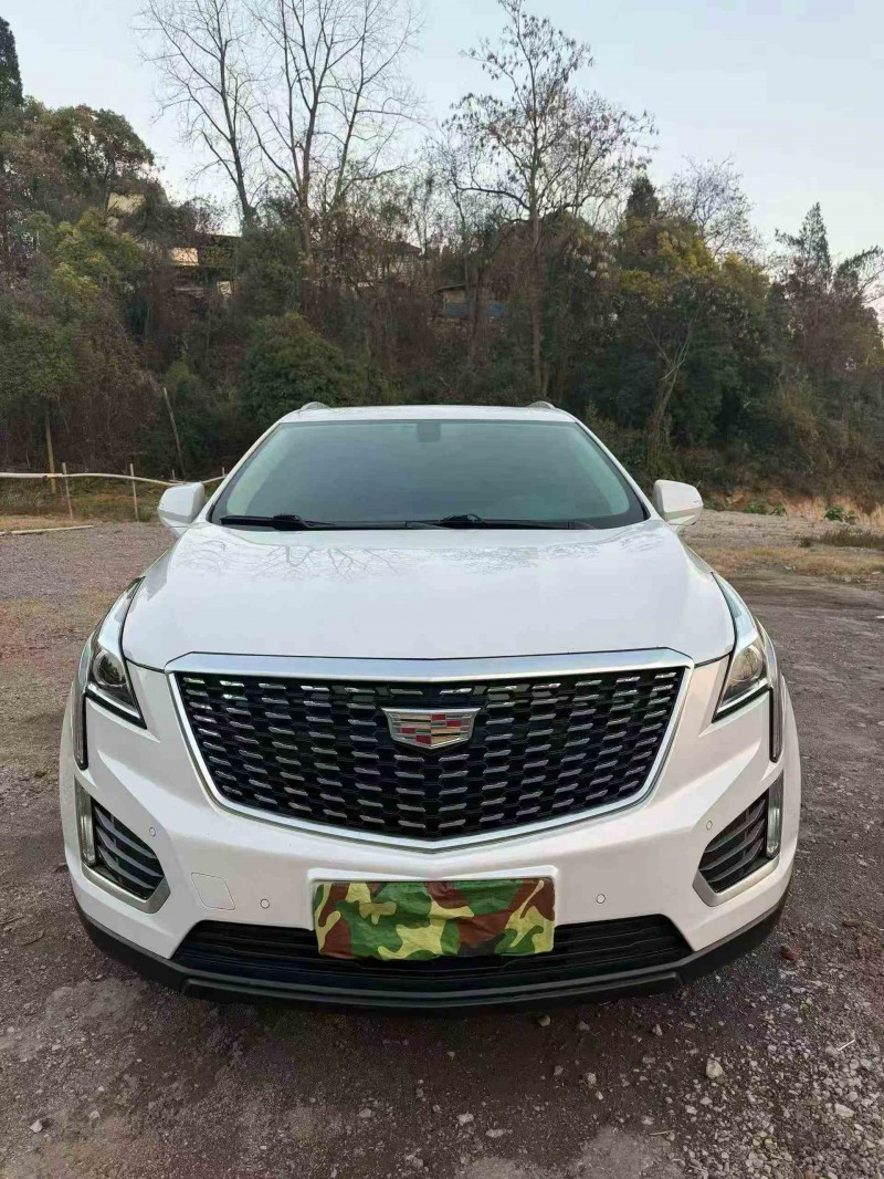 张家界18年凯迪拉克XT51