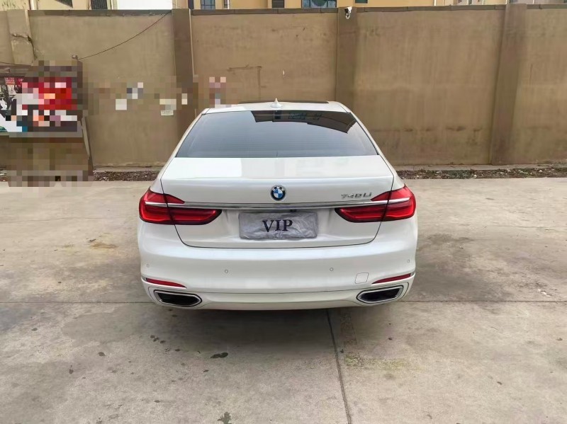 青岛18年宝马7系9