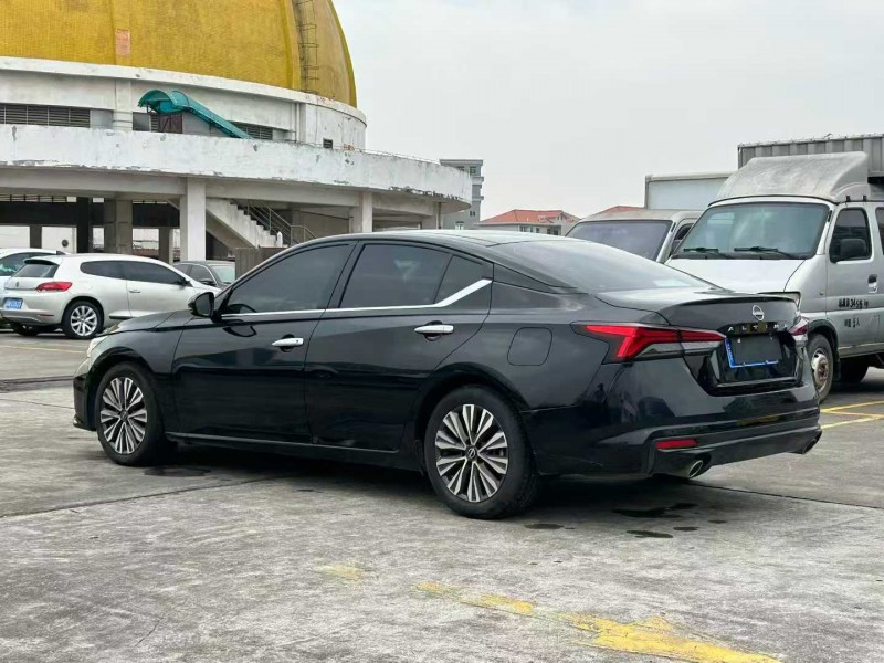 东莞24年日产天籁3