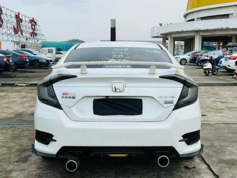 东莞21年本田思域8