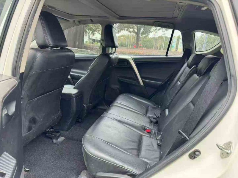 嘉兴14年丰田RAV45