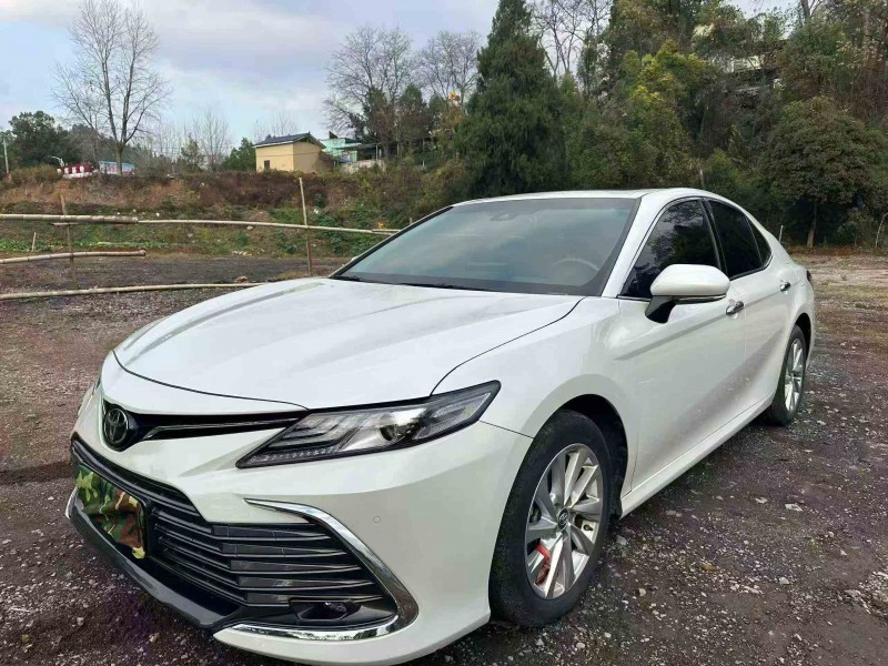 岳阳22年丰田凯美瑞3